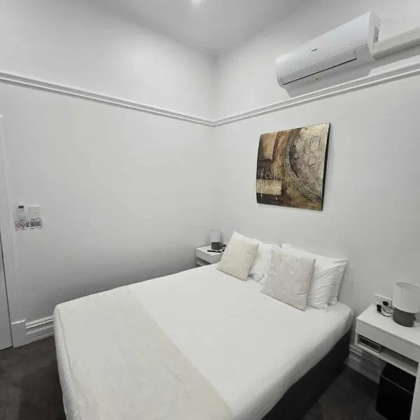 第六小屋旅舍，位于墨累桥的酒店