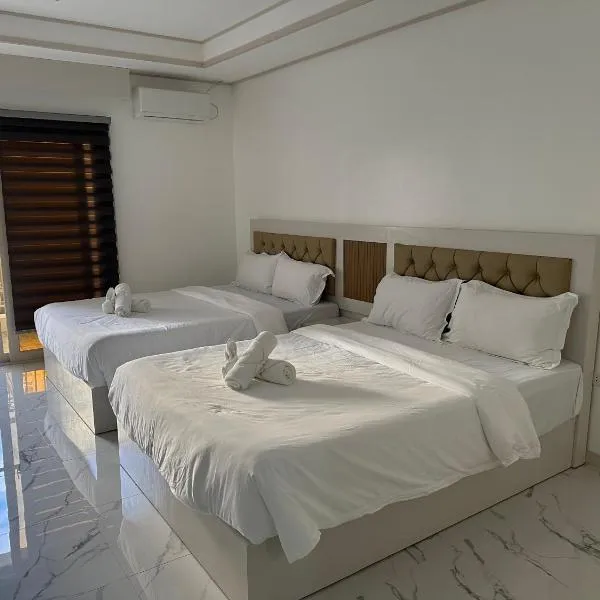 OYUSTAY Clark Terrace condo Staycation with 2 beds near airport HANN CASINO，位于Fort Stotsenburg的酒店