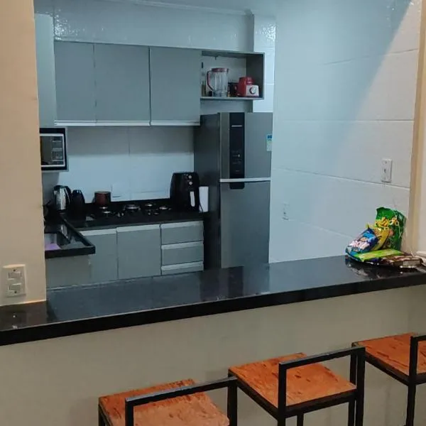 Apartamento 3 quartos Completo Confortável，位于贝伦的酒店