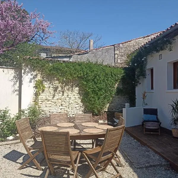 Gîte de la cour，位于Arçais的酒店