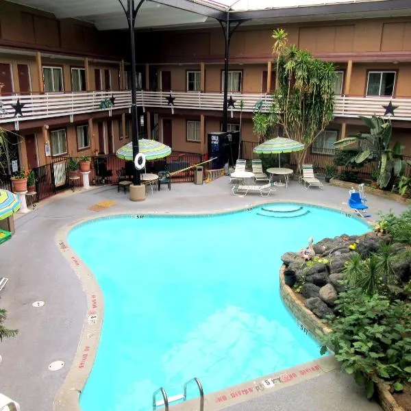 Budget Host Inn，位于阿林顿的酒店