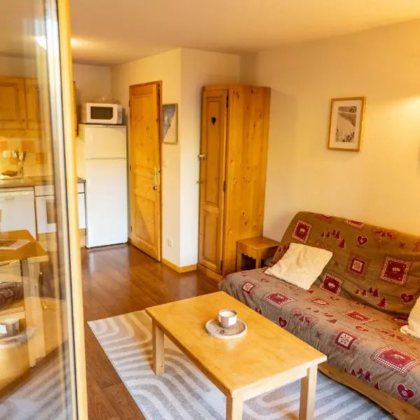 Bel Appartement lumineux au coeur de la station de Vars，位于瓦尔的酒店