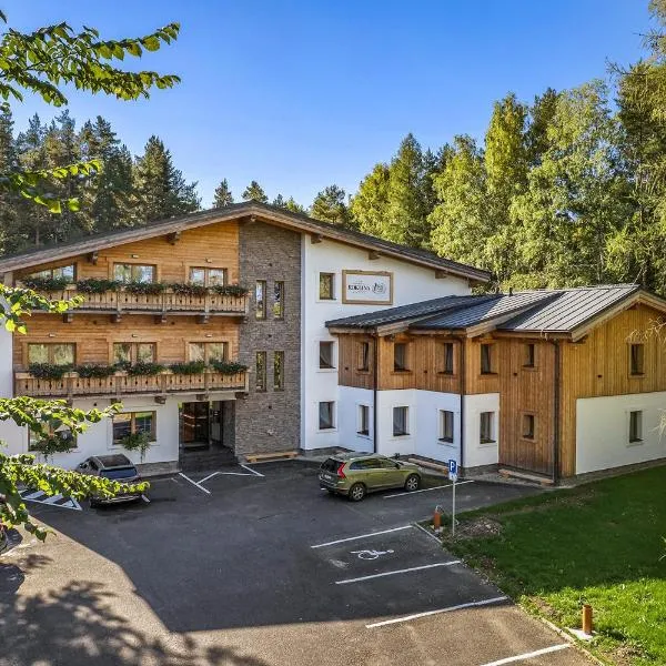 Hotel Roklina，位于赫拉布斯的酒店