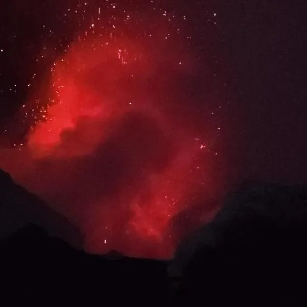 Tanna Lava View Bungalows，位于Lénakel的酒店