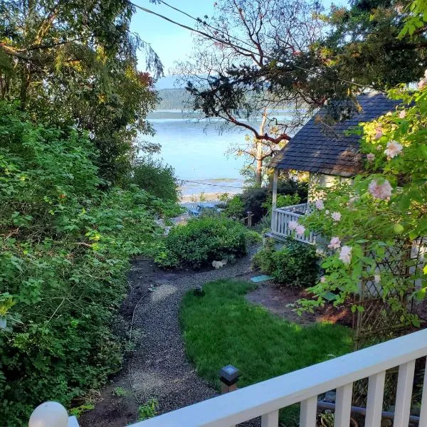 Bay Cottage Getaway，位于汤森港的酒店