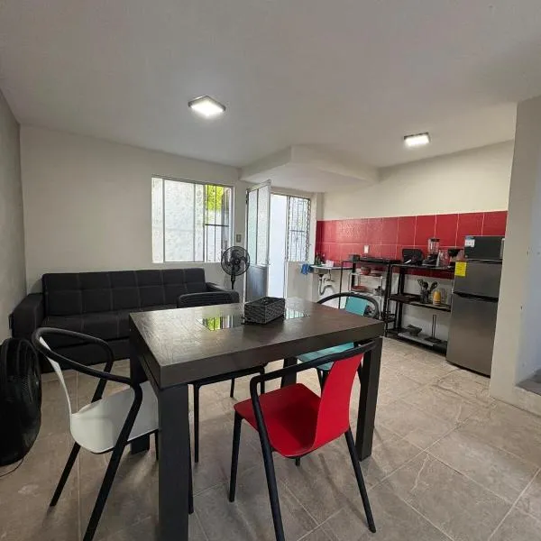 Comoda casa para alojamiento，位于韦拉克鲁斯的酒店