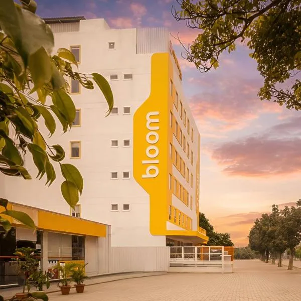 Bloom Hotel - Whitefield，位于班加罗尔的酒店