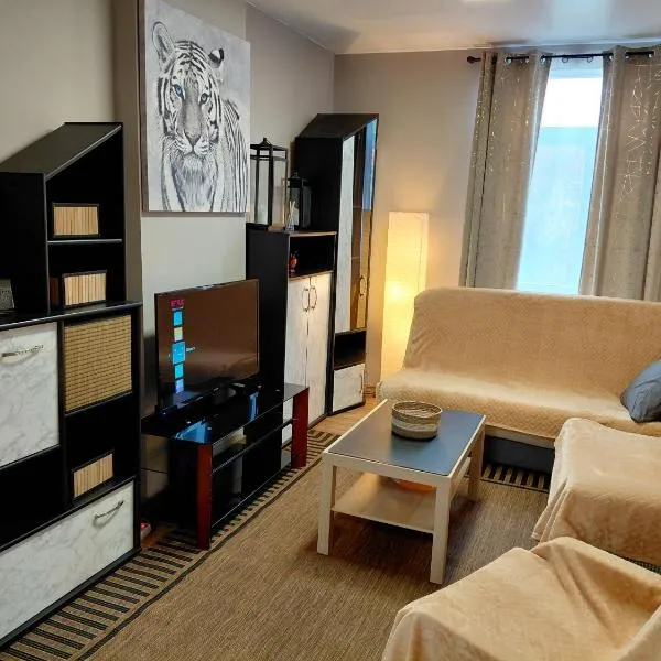 Sunny Days Cozy Apartment，位于Boutersem的酒店