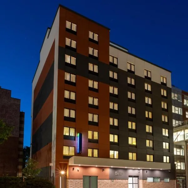 Holiday Inn Express & Suites Bronx - Zoo Area by IHG，位于布朗克斯的酒店