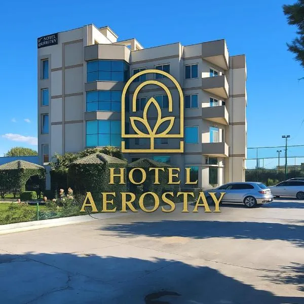 Aerostay Hotel，位于Rinas的酒店