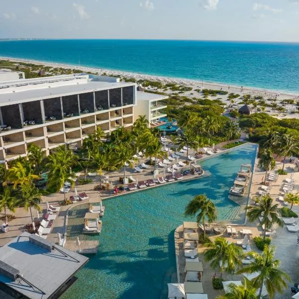 TRS Coral Hotel - Adults Only - All Inclusive，位于坎昆的酒店