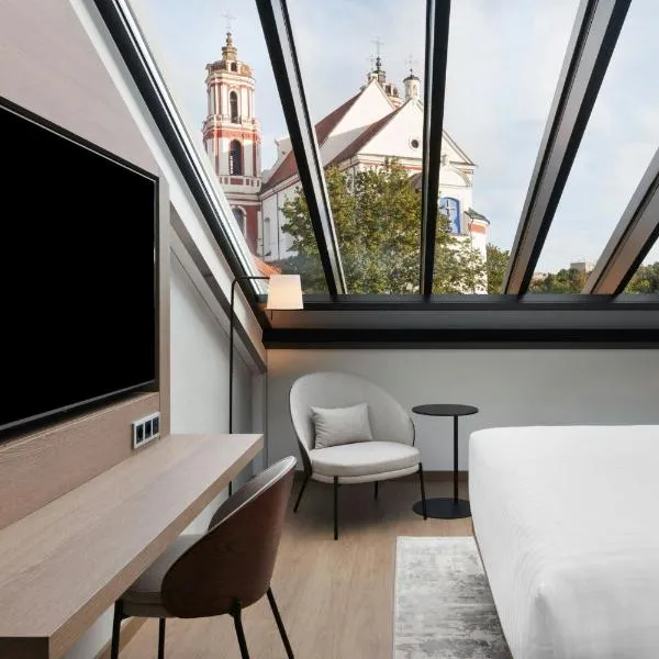 AC Hotel by Marriott Vilnius，位于维尔纽斯的酒店