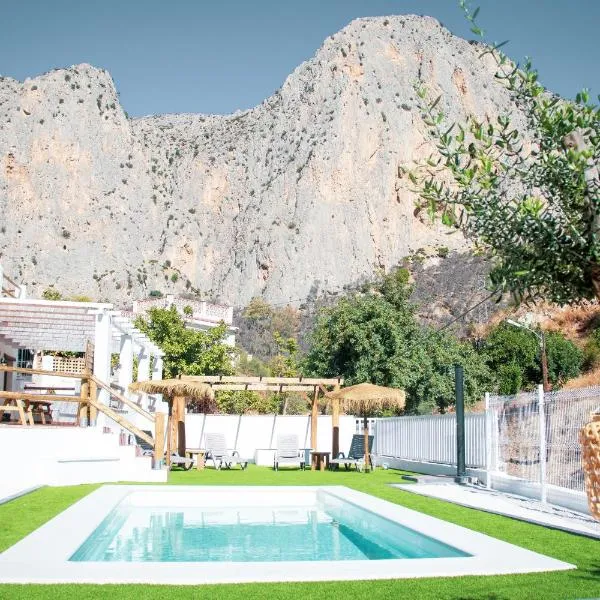 El Charcon Alojamiento Rural，位于埃尔乔罗的酒店