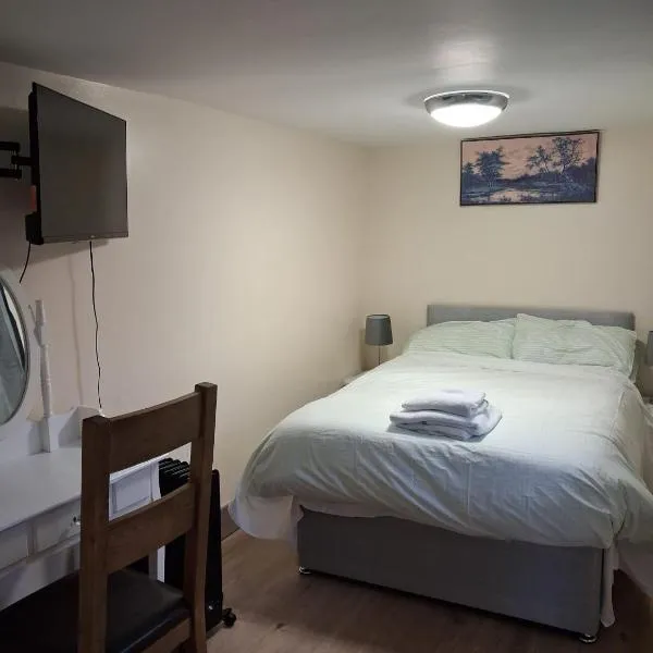 Bedsit in Oldbury，位于奥尔德伯里的酒店