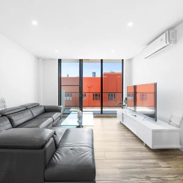 Modern 2BR Apt with Parking Walk to ICC & CBD & Darling Harbour & Chinatown，位于悉尼的酒店