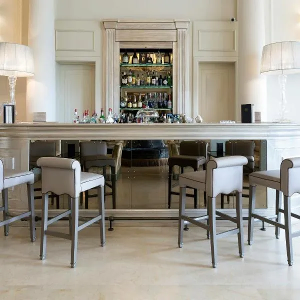 里雅斯特萨瓦尔星际酒店，位于的里雅斯特的酒店