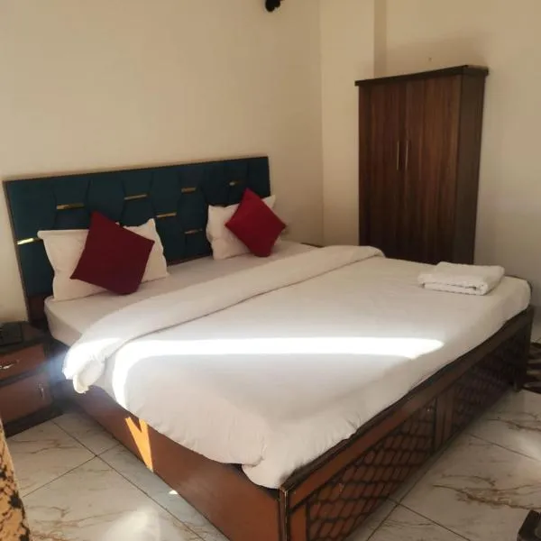 Kasauli Peak View Appartments，位于索兰的酒店