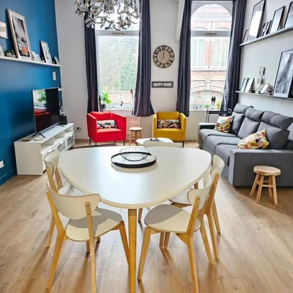 Le National Appartement centre-ville，位于图尔昆的酒店