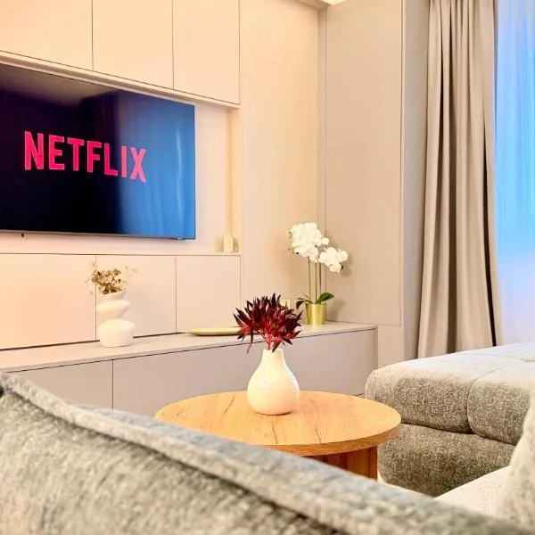 Sweet Escape - Stylish Apartments in North Bucharest，位于沃伦塔里的酒店