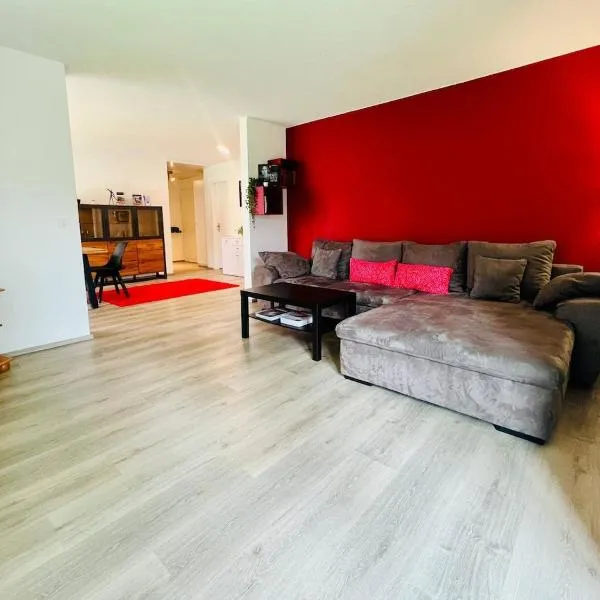 Modern 3BR Home，位于图恩的酒店