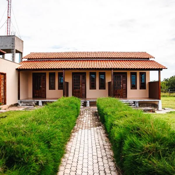 Hotel Via Do Sol Eco Chalés，位于特赖里的酒店