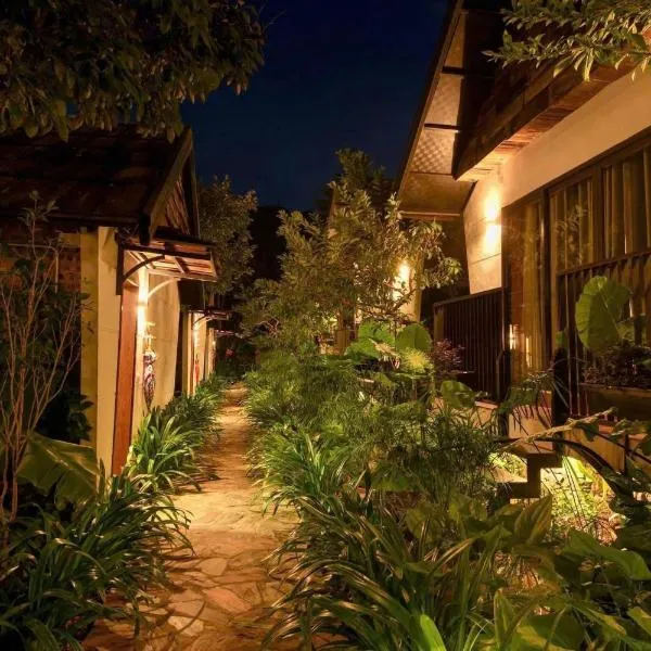 San Signature - Suối Ngọc Retreat，位于Tien Xuan的酒店