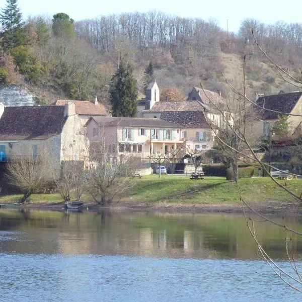 海岸酒店，位于Beaumont-du-Périgord的酒店