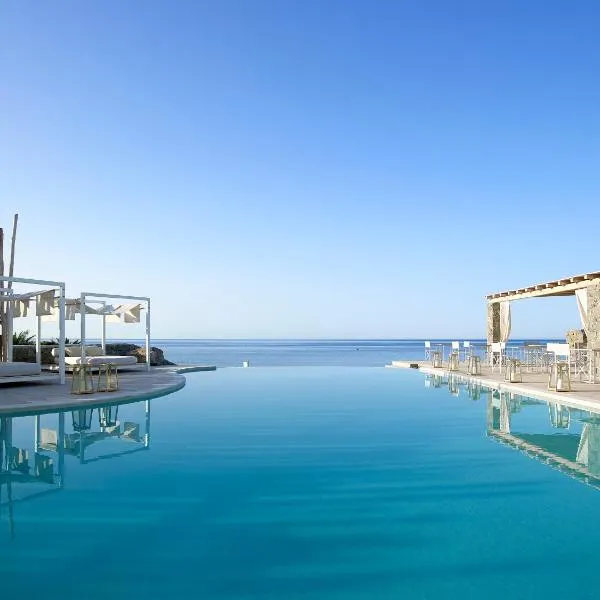 Artemis Seaside Resort，位于Paliochori的酒店