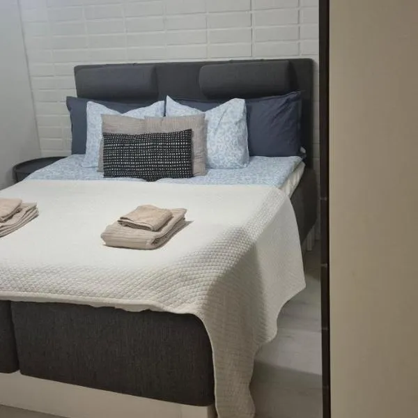 Tilava uudistettu perheasunto，位于罗瓦涅米的酒店