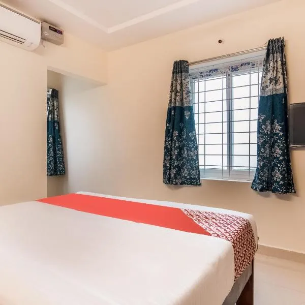 Super Hotel O Coastal Inn，位于卡基纳达的酒店