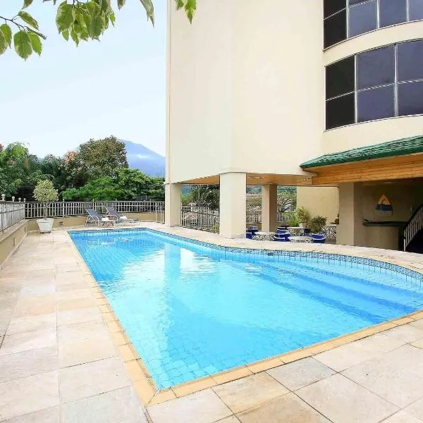 南雅拉瓜美居酒店，位于南雅拉瓜的酒店