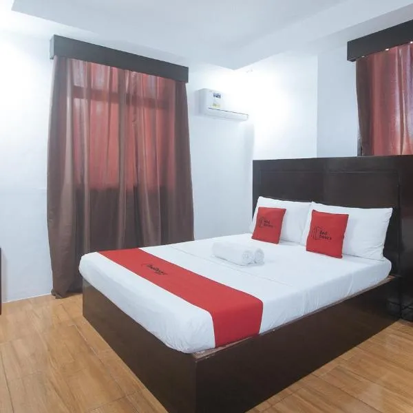 RedDoorz @ Junquera Extension Cebu，位于宿务的酒店