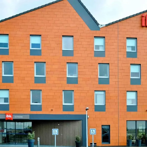 里昂东卡浦纳宜必思酒店，位于查波奈的酒店