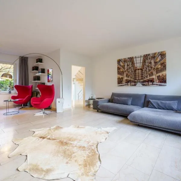 Design Villa mit Sauna & Garten，位于汉诺威的酒店