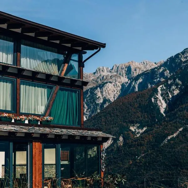 Hotel Thethi，位于泰斯的酒店