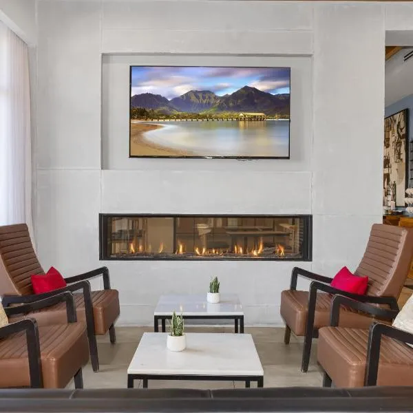 Lake Placid Inn Boutique Hotel，位于普莱西德湖的酒店