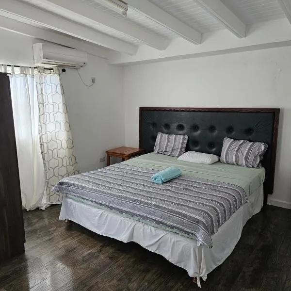 Wavecrest Suites，位于格兰德海滩的酒店