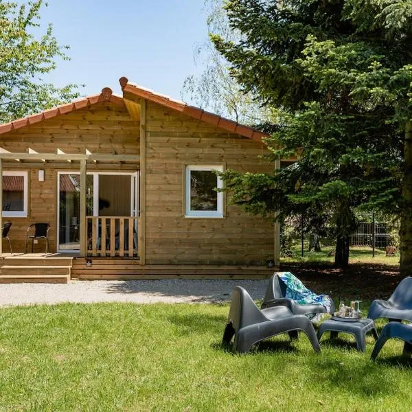 Le Cocon Urbain，位于昂贝略昂比热的酒店