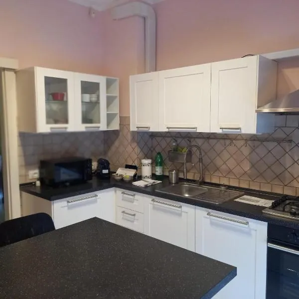 La casa del nespolo，位于马萨的酒店