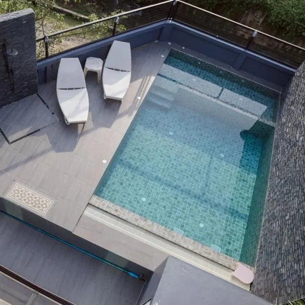 Kathu V pool villa 170，位于卡图的酒店