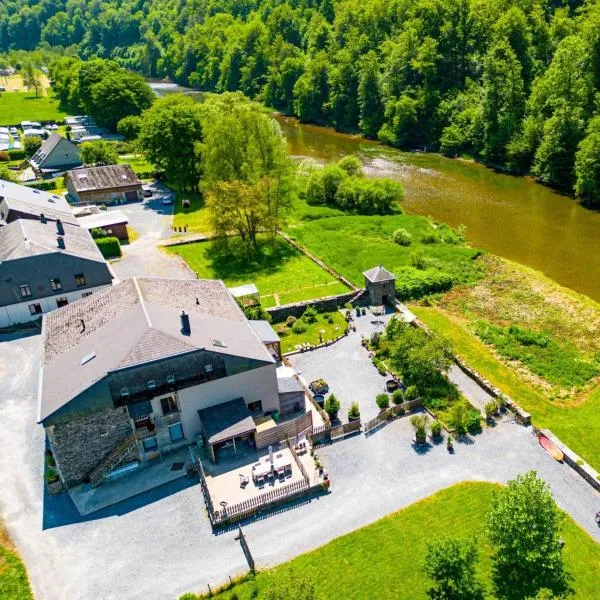 La ferme de la Semois au bord de l'eau 7 chambres，位于Laviot的酒店