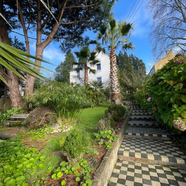 Chambre d'hôtes dans le centre historique，位于坎佩尔雷的酒店