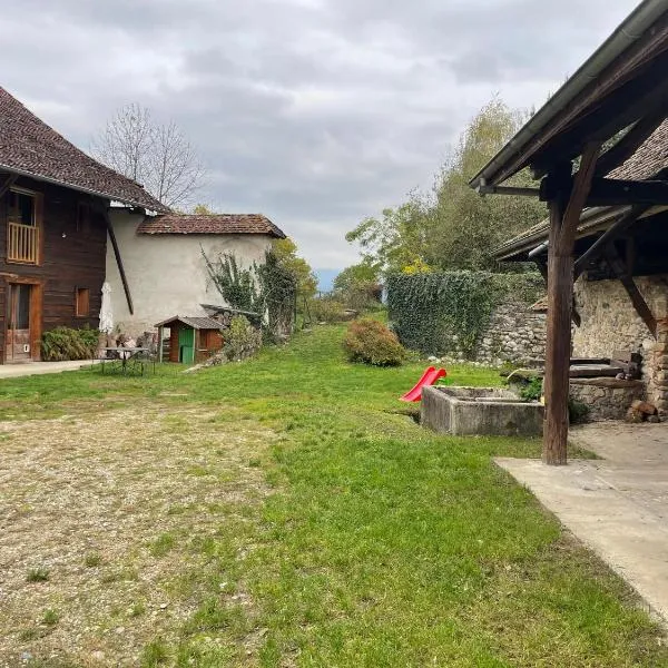 70m2 dans une ferme en Isère，位于Le Pont-de-Beauvoisin的酒店