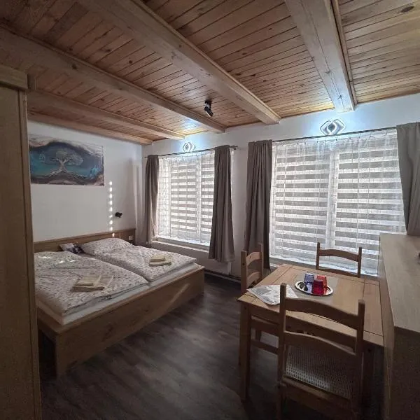 Párty penzion Dolany，位于Čkyně的酒店