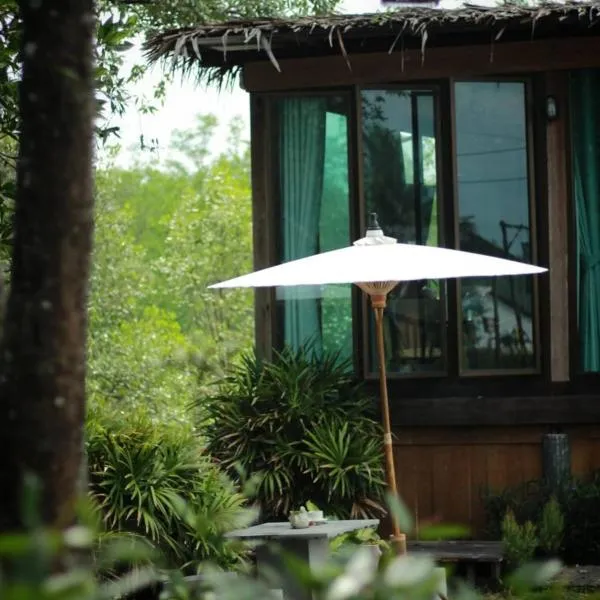 邦法特宁静度假屋，位于柏森的酒店