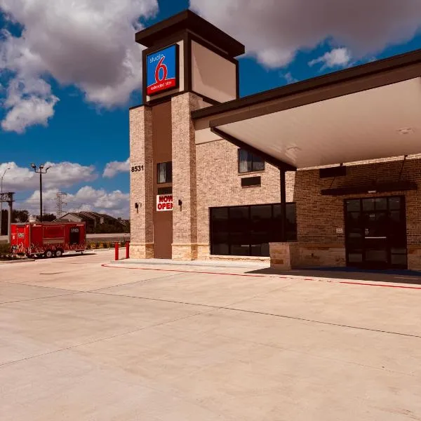Studio 6 Humble, TX，位于亨博尔的酒店