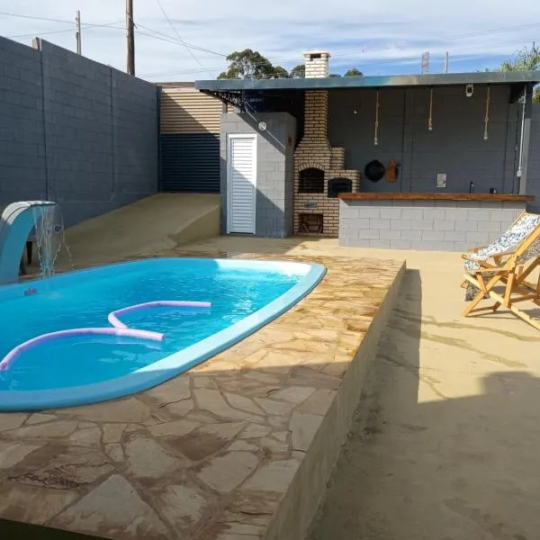 Espaço de Lazer Poço Valioso，位于莫日-达斯克鲁济斯的酒店