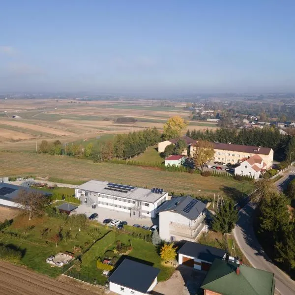 PrzyStań S7，位于Smroków的酒店