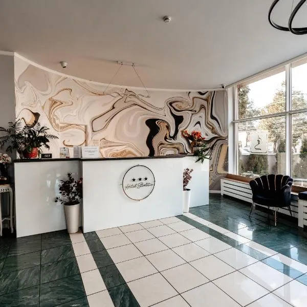 Hotel Strelitia，位于蒂米什瓦拉的酒店