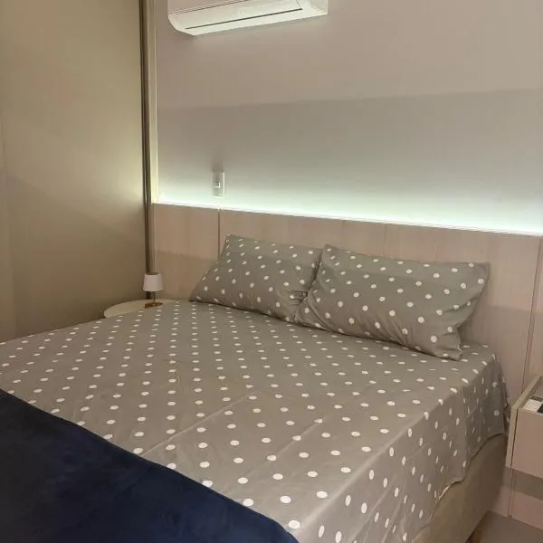 Loft com Piscina no Rooftop centro de Blumenau，位于布卢梅瑙的酒店